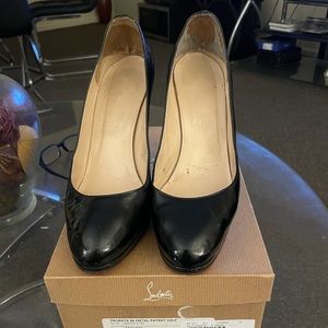 COPY - Christian Louboutin , Size 39 (US 9). Black patent leather in good condi…